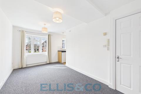 1 bedroom apartment to rent, Henley House, Maidstone Road, Tonbridge, TN11