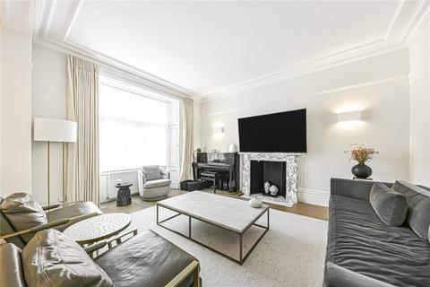 undefined, Carlton Hill, St. John's Wood, London, NW8