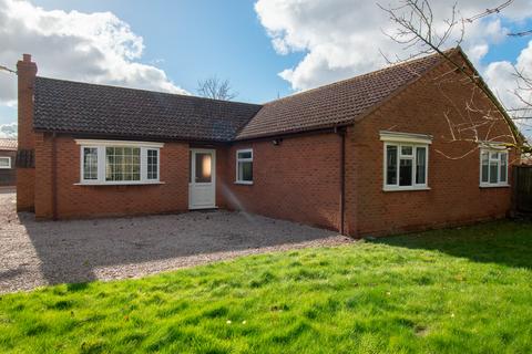 4 bedroom detached bungalow to rent, Mallard Road, Spalding PE12