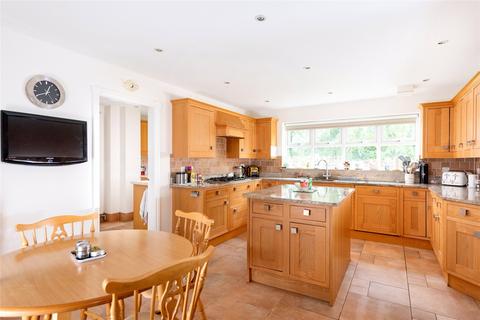 26 Belfry Lane, Collingtree, Northampton, NN4 0PB