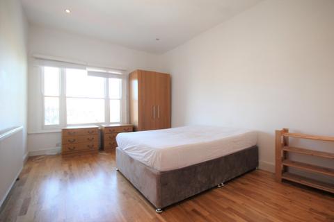 2 bedroom flat to rent, St Johns Grove, Archway, N19