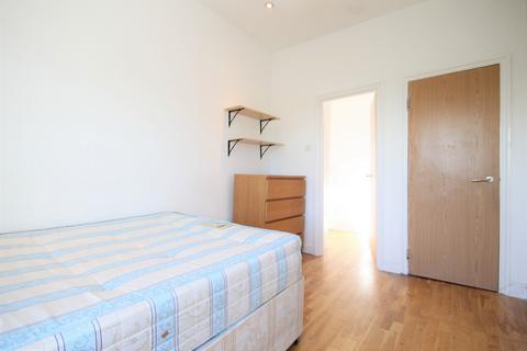 2 bedroom flat to rent, St Johns Grove, Archway, N19