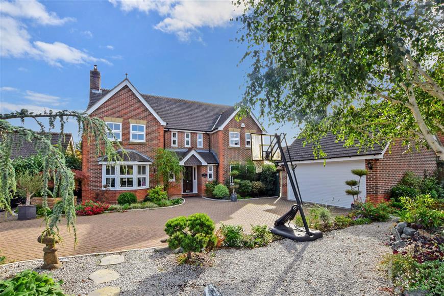 The Haydens, Tonbridge, Kent 5 bed detached house £1,100,000