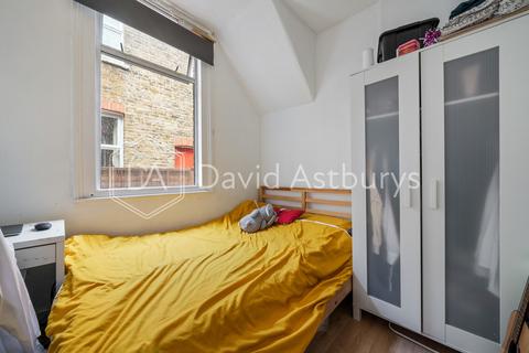 2 bedroom flat to rent, Lyndhurst Road, Wood Green, London