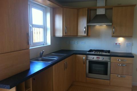 3 bedroom semi-detached house to rent, Goodtrees Gardens, Gilmerton, Edinburgh, EH17