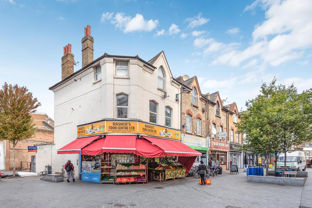 Catford Broadway, Catford, London, SE6 4SN 1 bed flat £950 pcm (£219 pw)