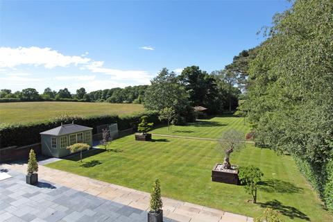 5 bedroom detached house to rent, Withinlee Road, Mottram St. Andrew, Macclesfield, Cheshire, SK10