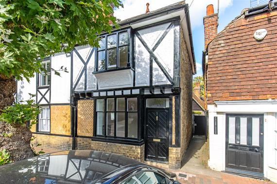 Two Properties For The Price Of One 2 Bed End Of Terrace House