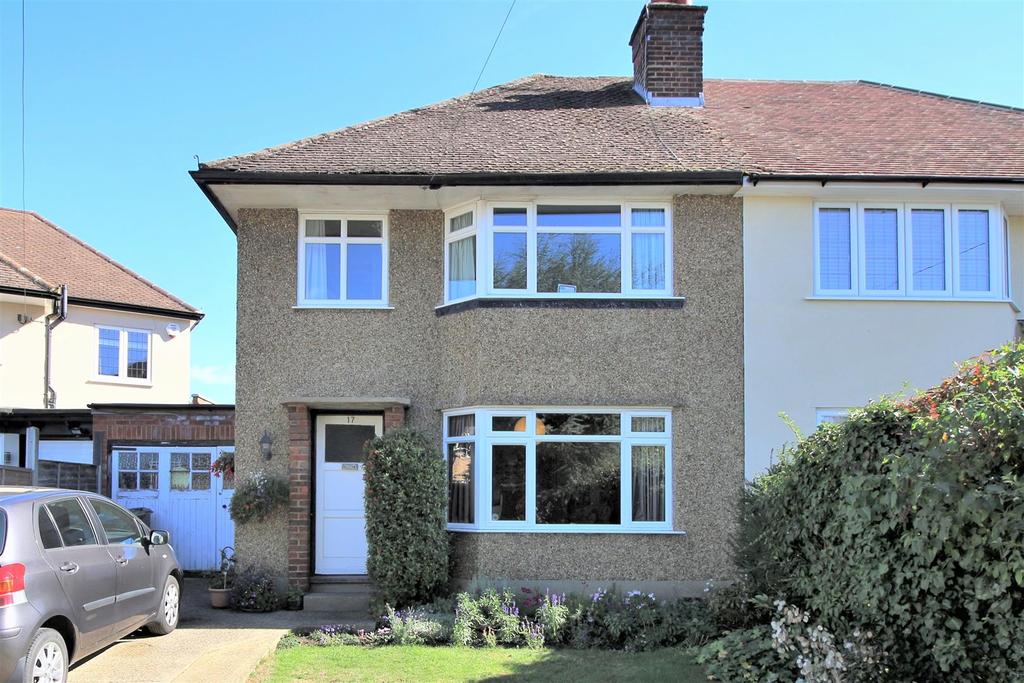 The Close, RADLETT 3 bed semidetached house £715,000