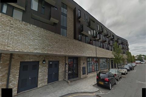 Office to rent - London, NW9