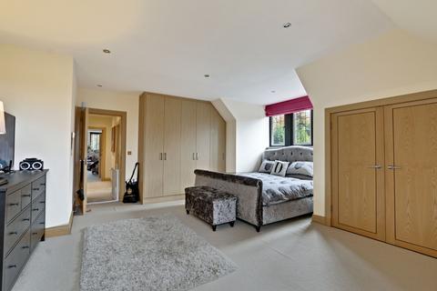 3 bedroom apartment for sale, Cockfosters Road, Barnet EN4