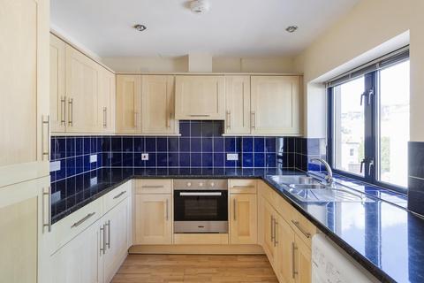 2 bedroom flat to rent, Media House, Clifton