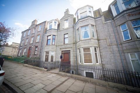 1 bedroom flat to rent, Caledonian Place, Ferryhill, Aberdeen, AB11