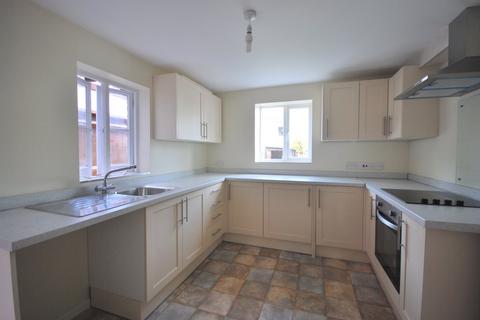 3 bedroom terraced house to rent, Newcomen Road, Tunbridge Wells