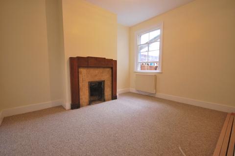 3 bedroom terraced house to rent, Newcomen Road, Tunbridge Wells