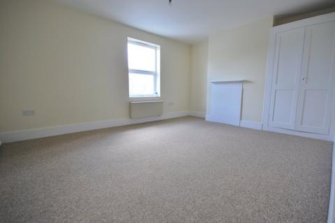 3 bedroom terraced house to rent, Newcomen Road, Tunbridge Wells