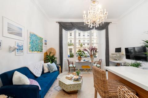 Queens Gate Terrace, South Kensington, London