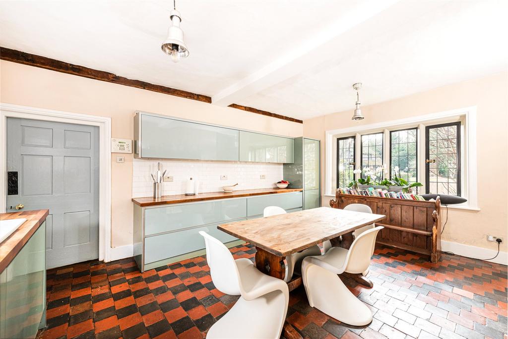 Kitchen/Breakfast