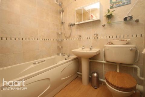 1 bedroom flat to rent, Coppermill Lane, London