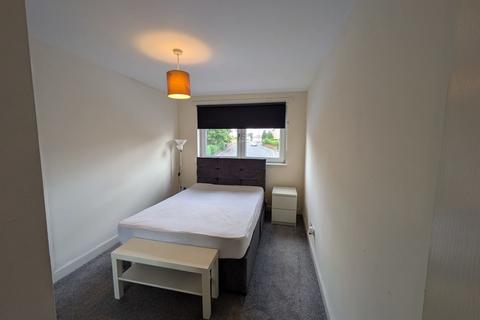 undefined, Viewmount Drive Flat 1/2, Maryhill G20