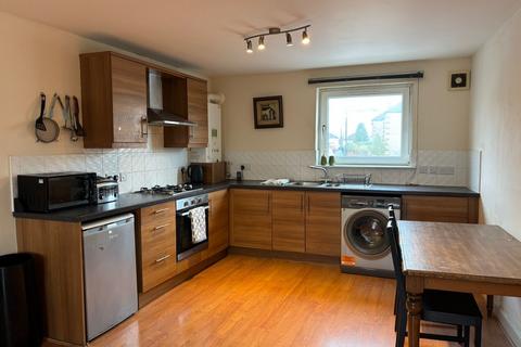 undefined, Viewmount Drive Flat 1/2, Maryhill G20
