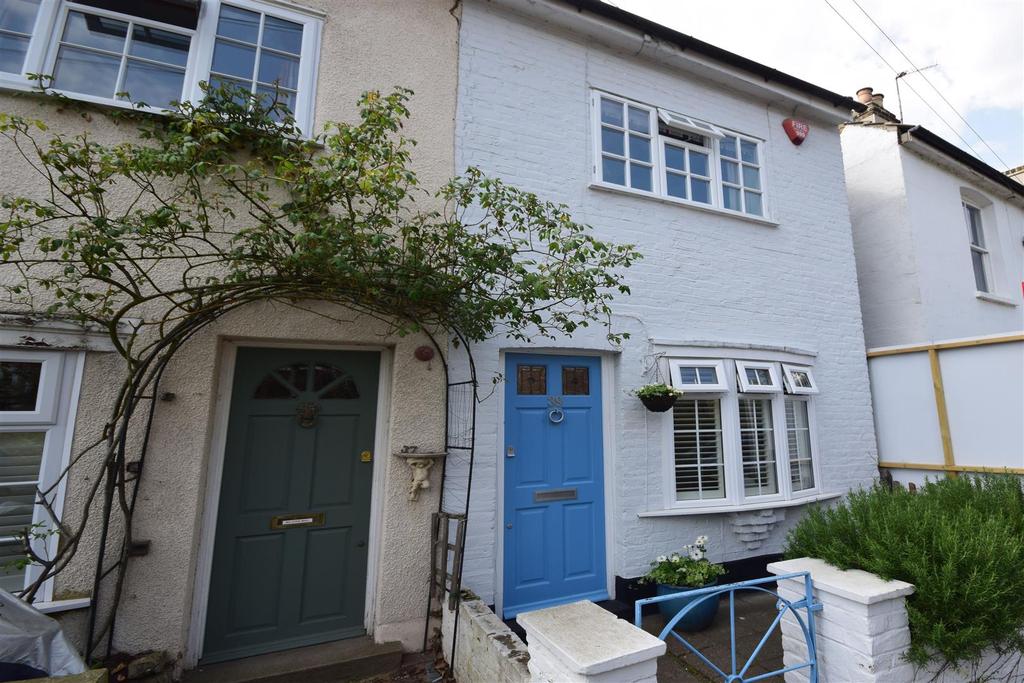 Albert Road, Twickenham 3 bed cottage £685,000