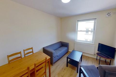 4 bedroom flat to rent, 254 North Sherwood Street Flat 3, NOTTINGHAM NG1 4EN