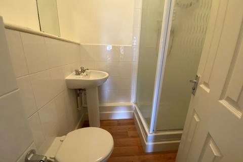 Studio to rent, Edmondsham House, Terrace Road, Bournemouth