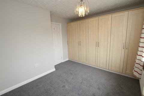 2 bedroom terraced house to rent - Fuchsia Close, Rush Green