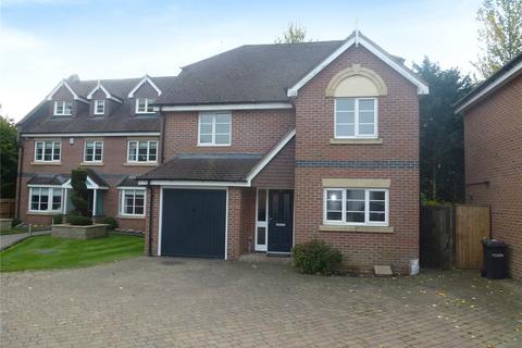 4 bedroom detached house to rent, Bluebell Rise, Grange Park, Northampton, Northamptonshire, NN4