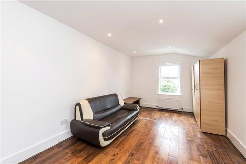 3 bedroom apartment to rent, Morrish Road, London, SW2