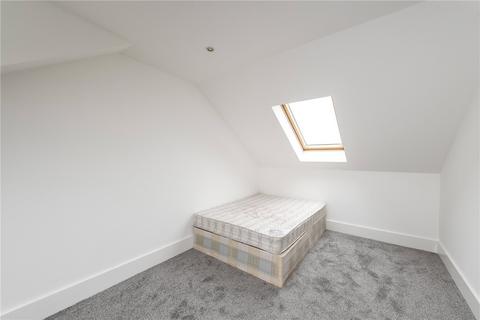 3 bedroom apartment to rent, Morrish Road, London, SW2