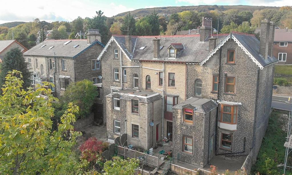 Haslingden Road, Rawtenstall, Rossendale 5 bed end of terrace house £