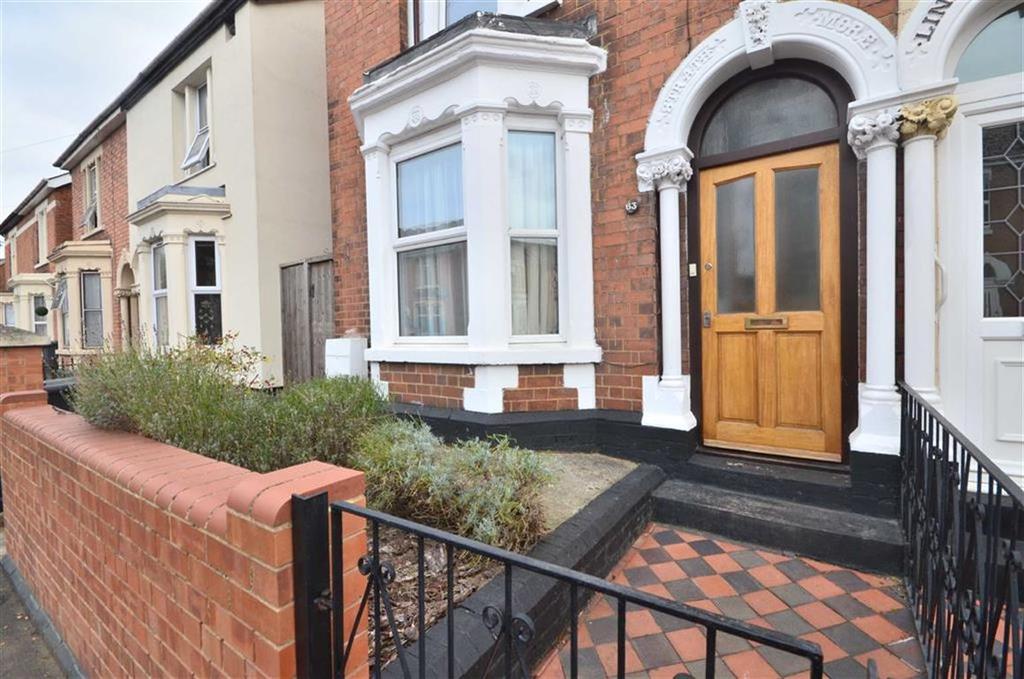 Conduit Street, Tredworth, Gloucester, GL1 3 bed semidetached house