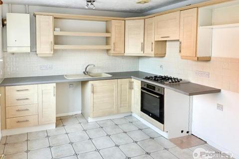 3 bedroom townhouse to rent, Colts Close, Burbage