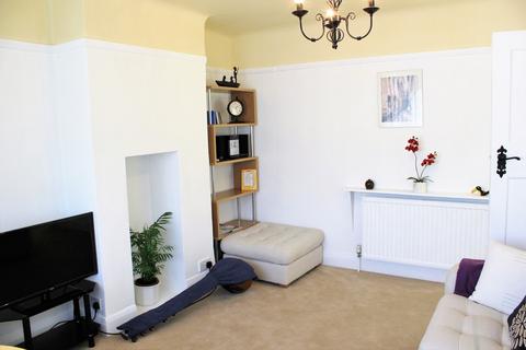 1 bedroom maisonette to rent, Hillside, Kingsbury, London