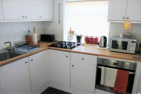 1 bedroom maisonette to rent, Hillside, Kingsbury, London