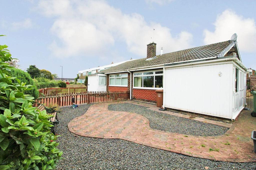 Moorside, Albany, Washington, Tyne and Wear, NE37 1AY 2 bed bungalow £550 pcm (£127 pw)