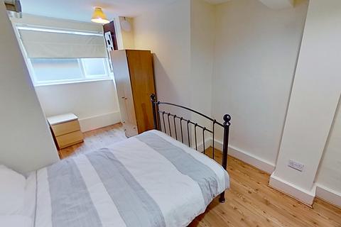 1 bedroom flat to rent, 136 North Sherwood Street Flat 6, NOTTINGHAM NG1 4EF