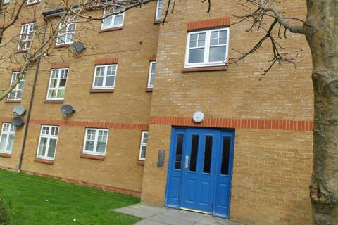 2 bedroom flat to rent, Greenhaven Drive , Thamesmead