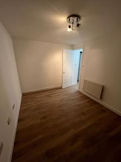 2 bedroom flat to rent, Greenhaven Drive , Thamesmead