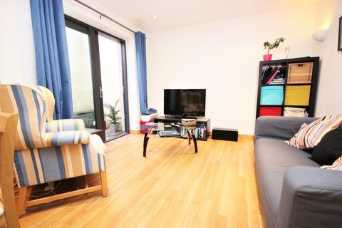 1 bedroom flat to rent, 40 Drayton Park, Highbury