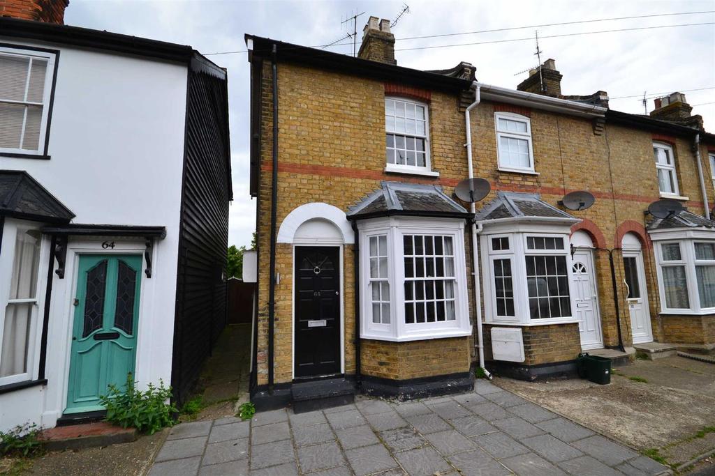Lilian Road, BurnhamonCrouch 2 bed cottage £950 pcm (£219 pw)