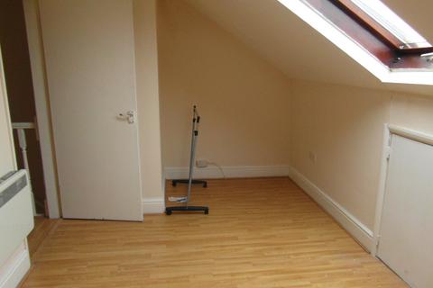 1 bedroom flat to rent, Normanton Road, Normanton DE23