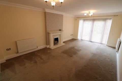 4 bedroom semi-detached house to rent, 19 St. Marys Walk