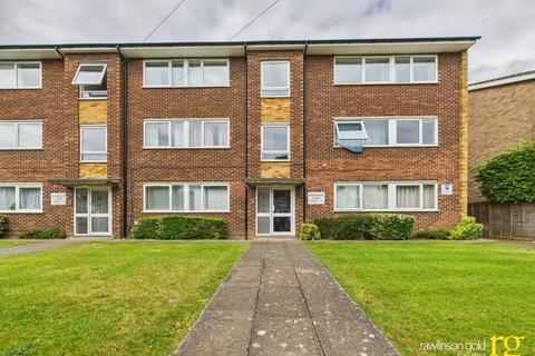 2 bedroom flat to rent, Windermere Court, Watford