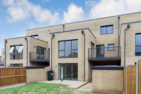 undefined, Harvest Road, Trumpington, Cambridge