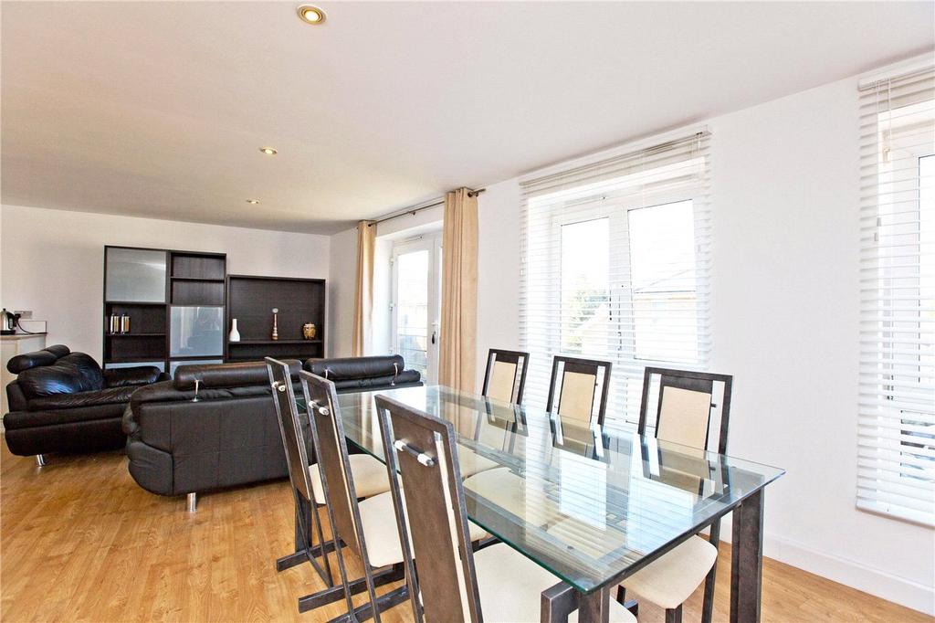Apartment in London - View 3