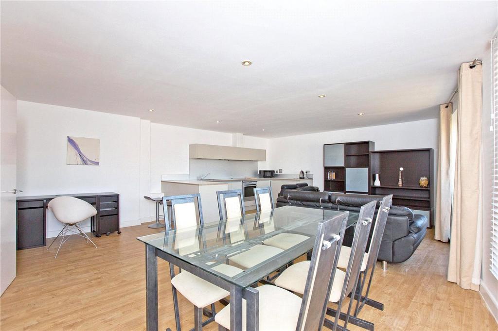 Apartment in London - View 5