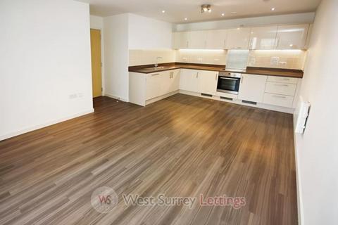 2 bedroom apartment to rent, Nankeville Court, Woking GU22 7RF